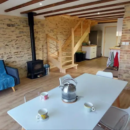 Le De L'ecole De La Pierre