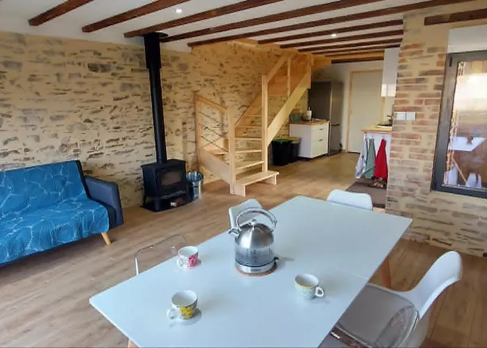 Le De L'ecole De La Pierre